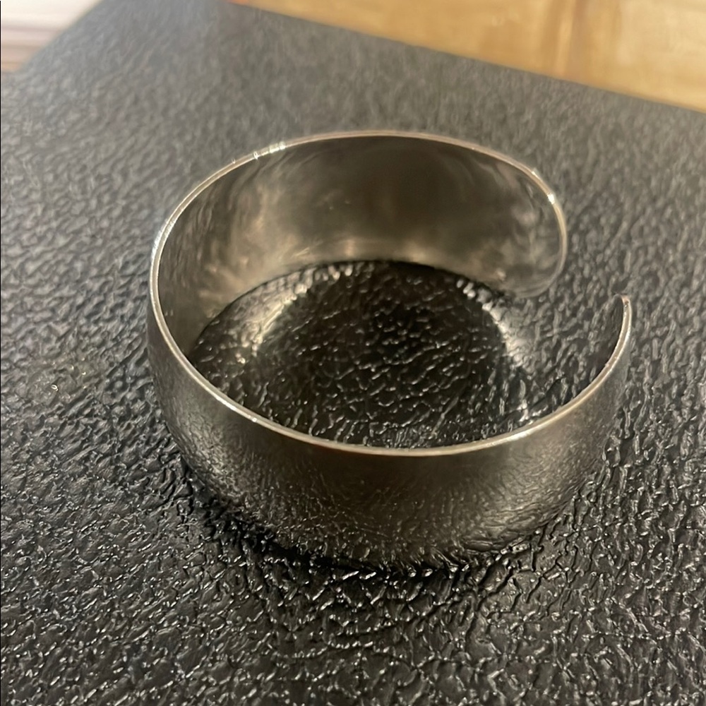 S Kirk & Son Classic Sterling Silver Cuff Bracelet Fits 6.5/7.5 silver tested.